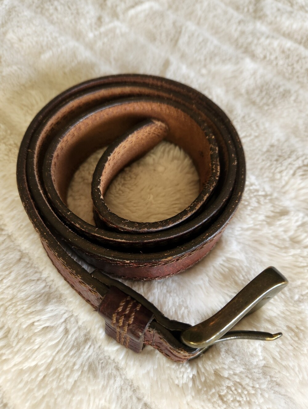 L.L. Bean Belt Brown Genuine Full Grain Leather 71341 Made in the USA Size 40